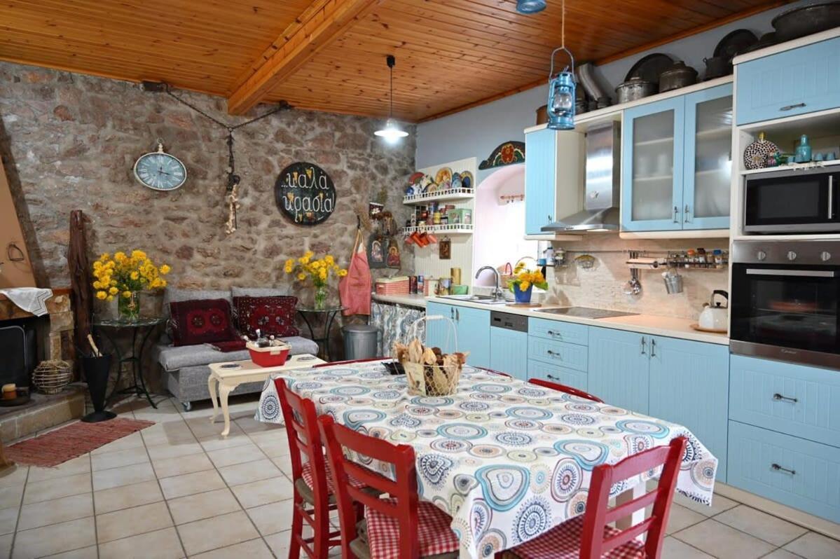 Kalavrita Winter Retreat - Homely Spacious Chalet Áno Vlasía المظهر الخارجي الصورة
