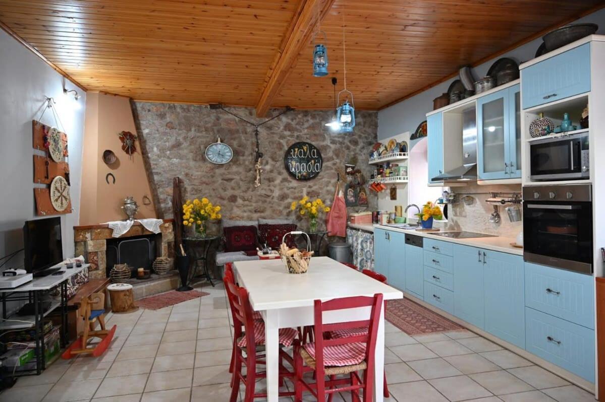 Kalavrita Winter Retreat - Homely Spacious Chalet Áno Vlasía المظهر الخارجي الصورة