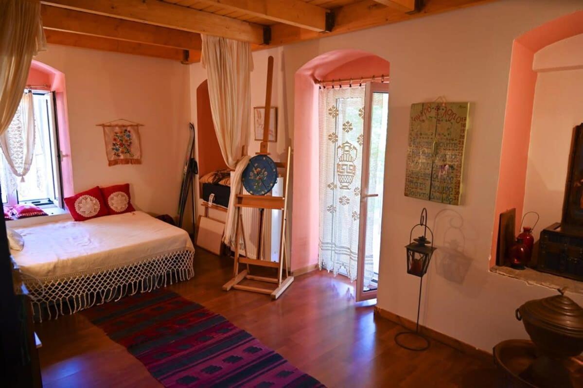 Kalavrita Winter Retreat - Homely Spacious Chalet Áno Vlasía المظهر الخارجي الصورة