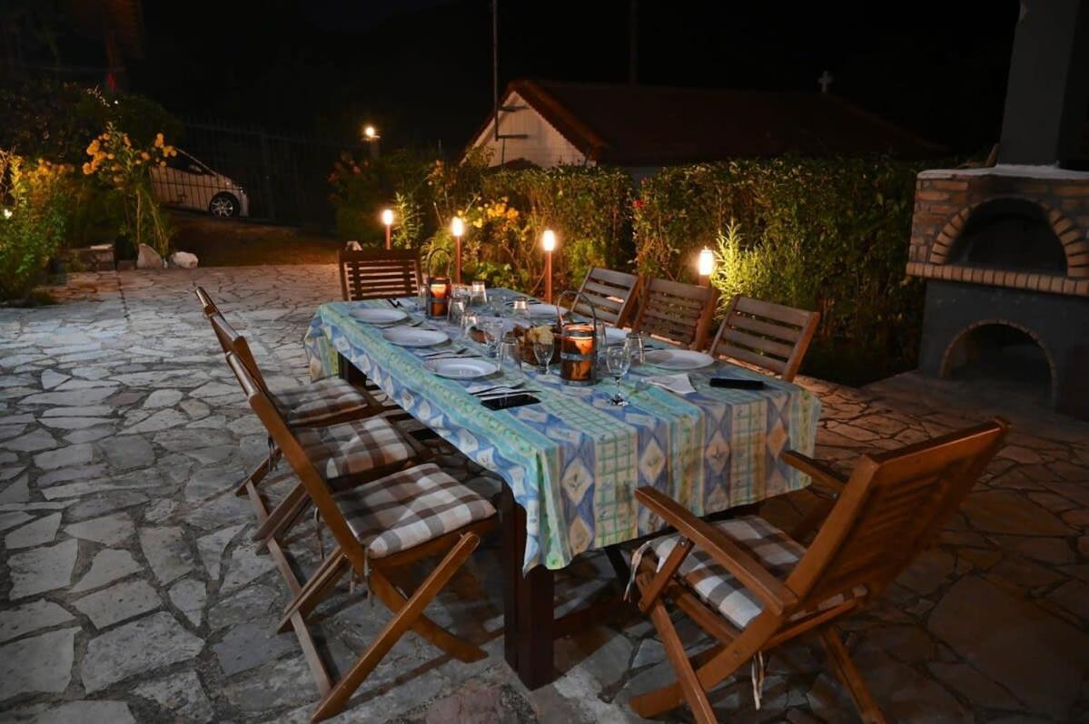 Kalavrita Winter Retreat - Homely Spacious Chalet Áno Vlasía المظهر الخارجي الصورة