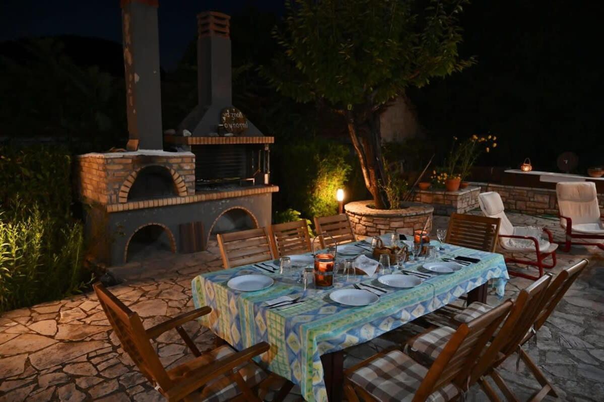 Kalavrita Winter Retreat - Homely Spacious Chalet Áno Vlasía المظهر الخارجي الصورة